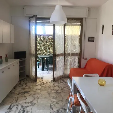 Corsica Follonica